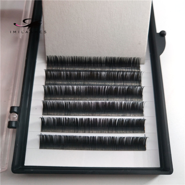 flat eyelash extensions supplier in China.jpg